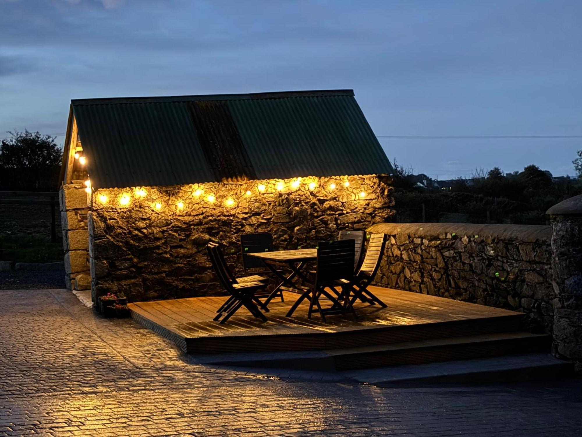 Mournes Family Cottage With Hot Tub Hilltown Extérieur photo