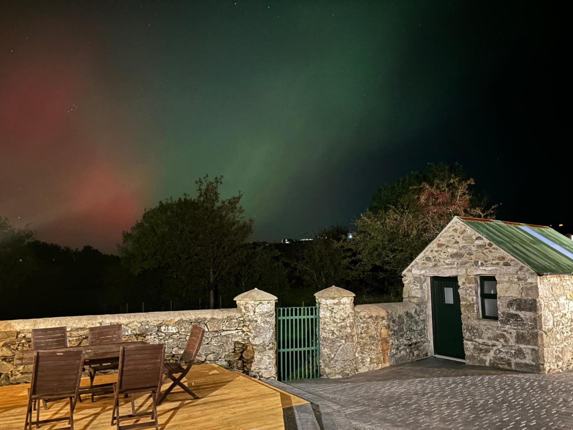 Mournes Family Cottage With Hot Tub Hilltown Extérieur photo